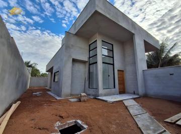 Foto 01 · CASA LINEAR COM 3 QUARTOS SENDO 1 SUÍTE A VENDA NO BAIRRO ENSEADA DAS GAIVOTAS EM RIO DAS OSTRAS RJ