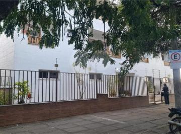 Apartamento · 250m² · 2 Quartos · 1 Vaga · Apartamento com 2 quartos à venda em Centro - MG
