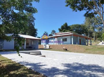 Casa de 4 quartos, Ibiúna · Imovel em condominio fechado, casa completa, 4 suites,area gourmet e muito mais.