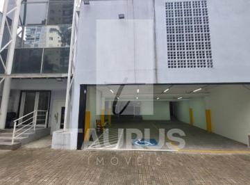 Foto 02 · Galpão Comercial para Locação em Moema - 7 Salas, 6 Banheiros, 6 Vagas, 845m² na cidade de São Paulo