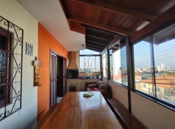 Casa · 154m² · 3 Quartos · 2 Vagas · Casa 3 Dormitórios