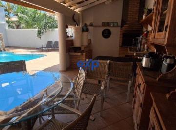 Casa · 495m² · 5 Quartos · 4 Vagas · Casa de Alto Padrão à Venda em Valinhos-SP | 495m² | 3 Suítes + Apartamento Independente | Condomíni