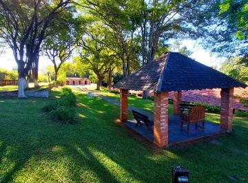 Comercial en Venda de 4 quartos Parque da Fazenda · Galpão 500m2 ZUPI 1 Fr.Cond Pq Fazenda AC990m2 2Casas Salão90m2 Pisc Rua Asfalt