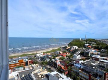 Vista Living · Apartamento com 3 suítes e vista para os pontos turísticos de Torres!