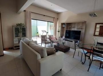 690468_i5Mq51x9FaOW1V78y72_69046867f6c4bda1515.jpg · Casa de condomínio com 4 dormitórios e 3 vagas