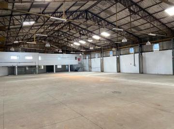 Comercial · 1400m² · 20 Vagas · Galpão à venda em Parque São Pedro - SP