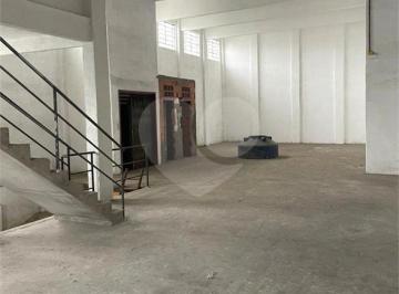 Comercial · 680m² · Galpão à venda em Veloso - SP