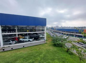 Comercial · 9000m² · 40 Vagas · Galpão à venda em Taboão - SP