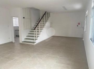 Casa · 250m² · 5 Quartos · 2 Vagas · Sobrado com 5 quartos à venda em Nova piraju - SP