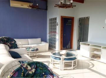 Apartamento · 140m² · 2 Quartos · 1 Vaga · Cobertura com Vista para o Mar à venda na Enseada Guarujá