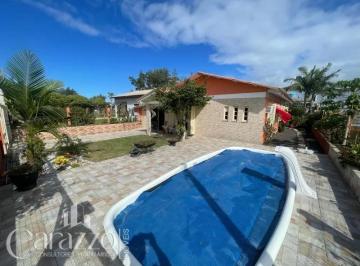 Casa · 103m² · 3 Quartos · 2 Vagas · Casa com piscina em Nova Tramandaí