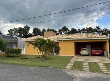 Casa · 219m² · 3 Quartos · 4 Vagas · Casa à venda no Village Araçoiaba em Araçoiaba da Serra SP - 3 quartos por R$ 1.390.000