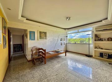 Apartamento · 104m² · 3 Quartos · Ótimo apartamento , nascente, de canto e vazado - SQS 304 Asa Sul