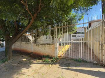Casa · 100m² · 4 Quartos · 4 Vagas · Casa Ampla para Locação com Edícula e Garagem para 3 Carros!