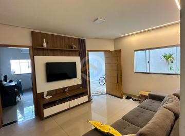 Casa · 180m² · 3 Quartos · 2 Vagas · Vendo casa no setor Moinho dos Ventos