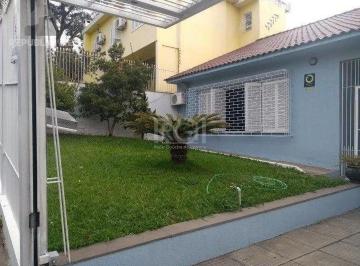 Casa · 250m² · 3 Quartos · 3 Vagas · Casa para Venda - 249.86m², 3 dormitórios, sendo 1 suites, 4 vagas - Medianeira