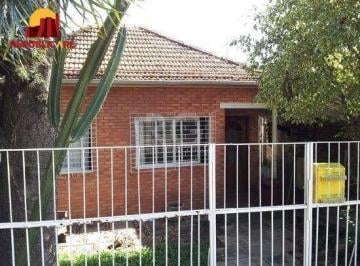 Casa · 80m² · 3 Quartos · 2 Vagas · Casa para Venda - 80m², 3 dormitórios, sendo 1 suites, 2 vagas - Teresópolis