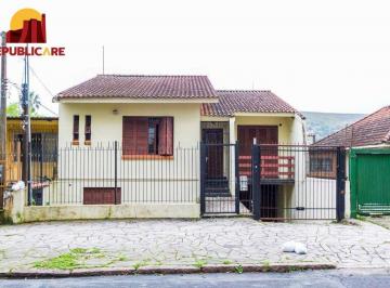 Casa · 150m² · 4 Quartos · 5 Vagas · Casa com entradas independentes em Teresópolis: oportunidade para investimento e