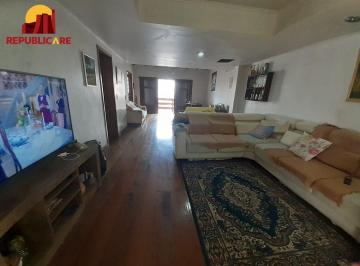 Casa · 247m² · 3 Quartos · 3 Vagas · Casa Residencial Semimobiliada à Venda em Porto Alegre, RS