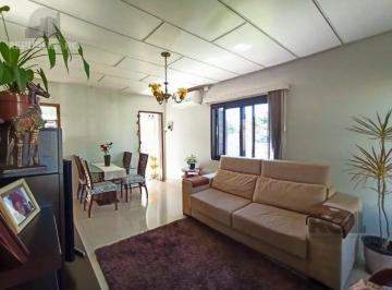 Casa · 65m² · 3 Quartos · 2 Vagas · Casa com 3 quartos espaçosos, 2 banheiros bem distribuídos e 2 vagas de garagem