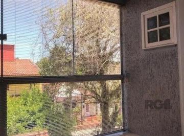 Casa · 208m² · 4 Quartos · 2 Vagas · Vende-se casa estilo sobrad, no formado de 2 residencias independentes, 4 quarto