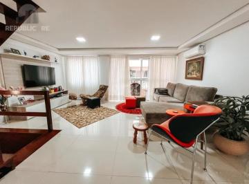 Casa · 231m² · 3 Quartos · 2 Vagas · Casa à venda - em Pedra Redonda