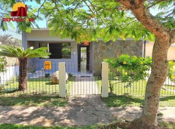 Casa · 110m² · 4 Quartos · 3 Vagas · Casa para Venda - 176m², 2 dormitórios, sendo 1 suíte, 3 vagas - Espirito Santo
