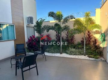 Casa · 200m² · 3 Quartos · 2 Vagas · Casa em  Rua Arenito - Dona Zulmira - Uberlândia/MG