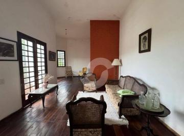 Casa · 360m² · 1 Quarto · 2 Vagas · Casa em Piratininga, Niterói/RJ de 360m² 1 quartos à venda por R$ 650.000,00