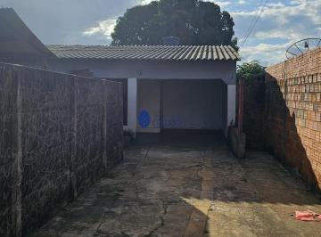 Casa · 100m² · 4 Quartos · 3 Vagas · Casa à venda - no Parque Residencial das Flores