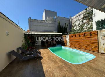 Casa · 200m² · 3 Quartos · 4 Vagas · Sobrado Duplex Praia dos Amores com 3 Suítes 4 Vagas Mobiliado e com Piscina
