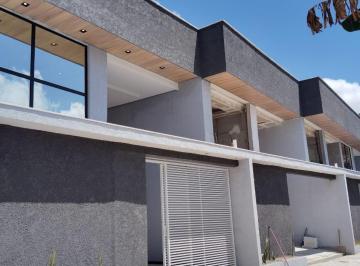 Casa de 3 quartos, Porto Seguro · Casa com 3 quartos (sendo 2 suítes) à venda no Cambolo