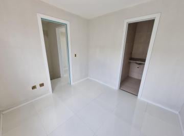 Apartamento · 98m² · 2 Quartos · 2 Vagas · VILA VARANDA Localização excelente, casa pronta com suíte e quintal