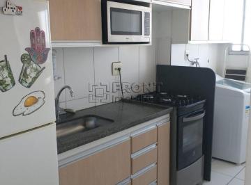 Apartamento · 42m² · 2 Quartos · 1 Vaga · Apto com armários na Cursino