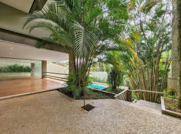Casa · 900m² · 5 Quartos · 8 Vagas · Viva o Luxo no Morumbi Nesta Casa dos Sonhos!