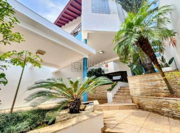 Casa · 354m² · 3 Quartos · 4 Vagas · Sobrado de Alto Padrão com Muita Sofisticação!
