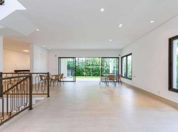 Casa · 684m² · 4 Quartos · 4 Vagas · Luxuosa Casa em Condomínio no Jardim dos Estados