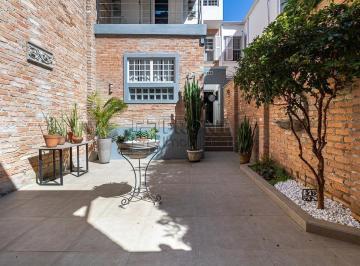 Casa · 280m² · 3 Quartos · 1 Vaga · CASA NA AGUA BRANCA