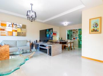 Casa de 3 quartos, Curitiba · Sobrado à venda no Rebouças | Curitiba