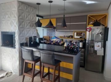 Cozinha integrada · Sobrado mobiliado de 3 dormitórios a venda em Torres RS