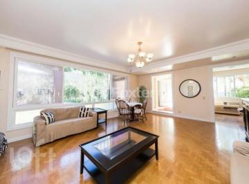 f38ba309 · Casa, 5 dormitórios, 470 m², em Três Figueiras