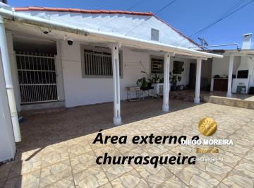 Casa · 168m² · 3 Quartos · 6 Vagas · Casa com Salão Comercial à Venda – Oportunidade Imperdível!