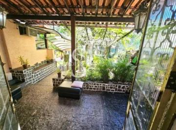Comercial · 550m² · 1 Vaga · Grajaú- Rua Canavieiras, casa comercial duplex, finamente decorada.