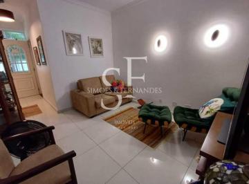Casa · 200m² · 4 Quartos · Maracanã - Rua Santa Luisa - Casa de Vila Triplex reformada, 4 quartos com terra