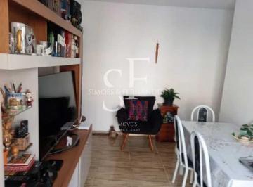 Apartamento · 40m² · 2 Quartos · 1 Vaga · Piedade- Rua do Tijolo- Apartamento varanda, 2 quartos, 1 vaga. Portaria 24hs.