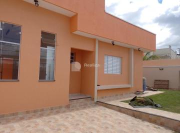 Casa · 80m² · 3 Quartos · 2 Vagas · Casa à venda em Taubaté, Piracangaguá, com 3 quartos, com 80 m²