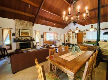 Casa · 244m² · 4 Quartos · 5 Vagas · Casa Venda em Monte Verde