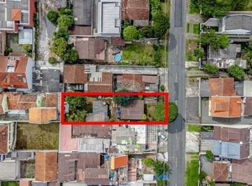 Terreno · 480m² · Terreno à Venda em Santa Felicidade