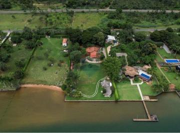 Casa · 390m² · 4 Quartos · 10 Vagas · Casa beira Lago Norte 5.375 m² Setor de Mansões do Lago Norte 