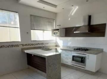 Casa · 140m² · 3 Quartos · 4 Vagas · Casa à venda no Residencial Horto Florestal Jacyra I em Americana com 3 quartos (3 suítes) e 4 vagas